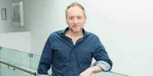 Head shot of Martin Taylor