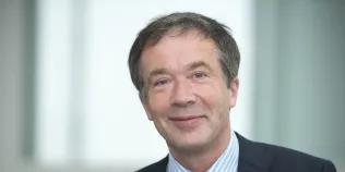 Head shot of Ian Kunkler