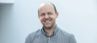 Head shot of Dr Kevin Myant